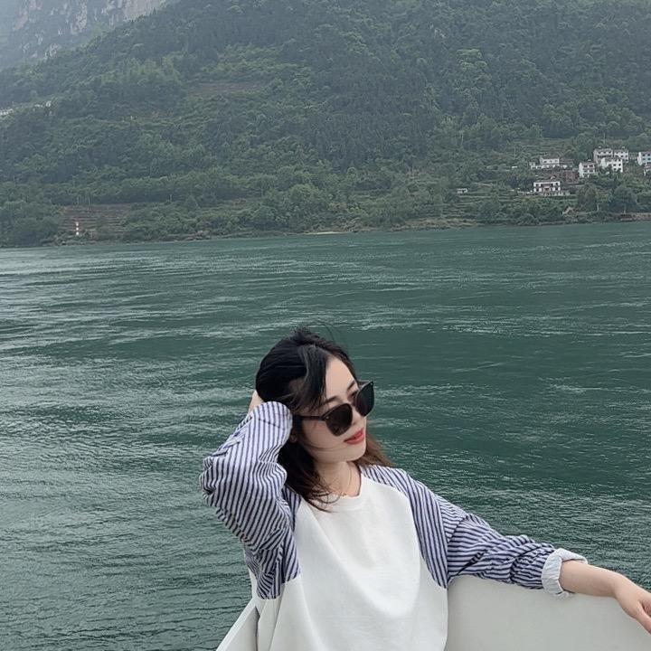 柚柚柚墩儿