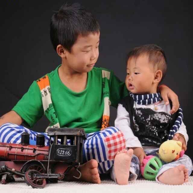 中东小以、搬砖工