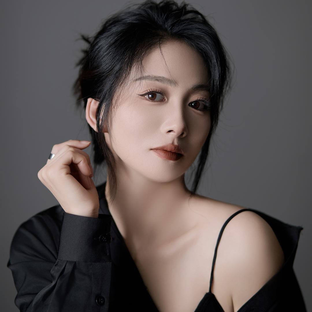 麦吉丽～谭小菊