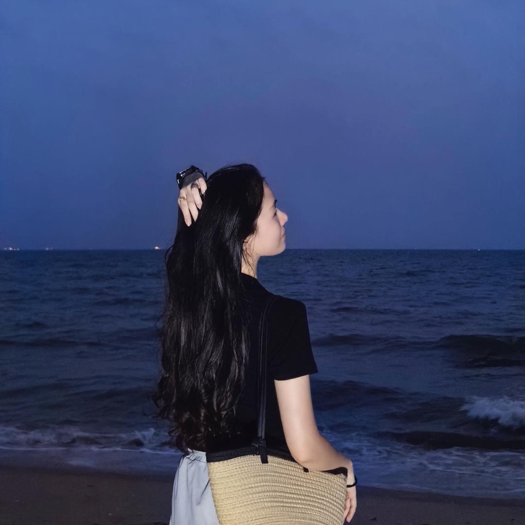 落一盏月色