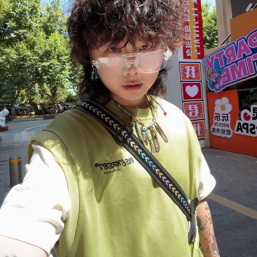 贵阳清镇烫染设计大雄