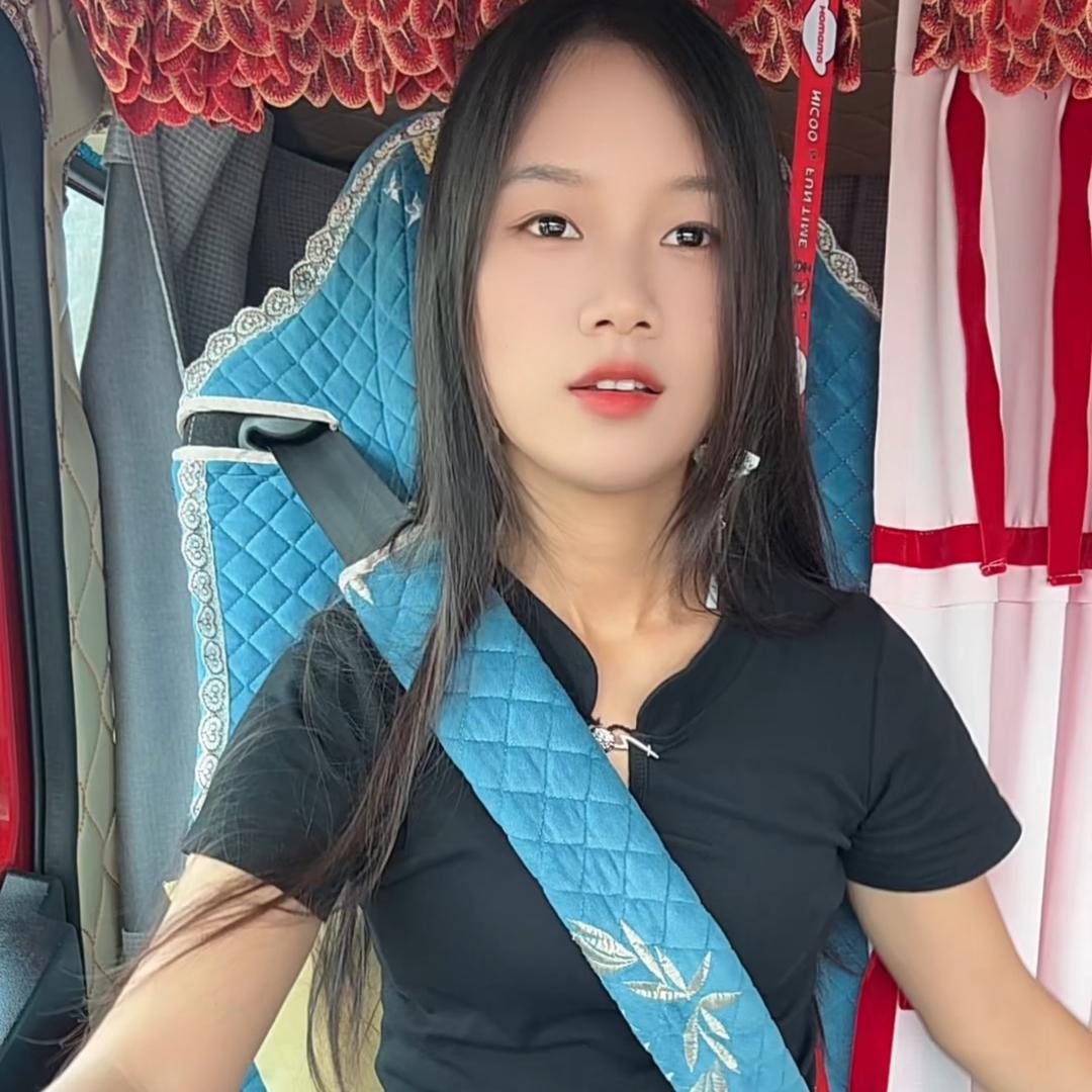 货运小幺妹儿
