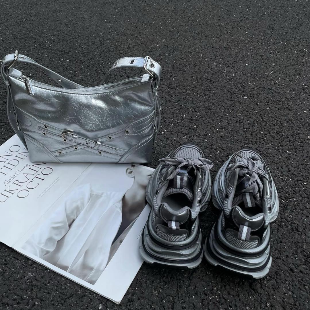 静儿女鞋工厂店