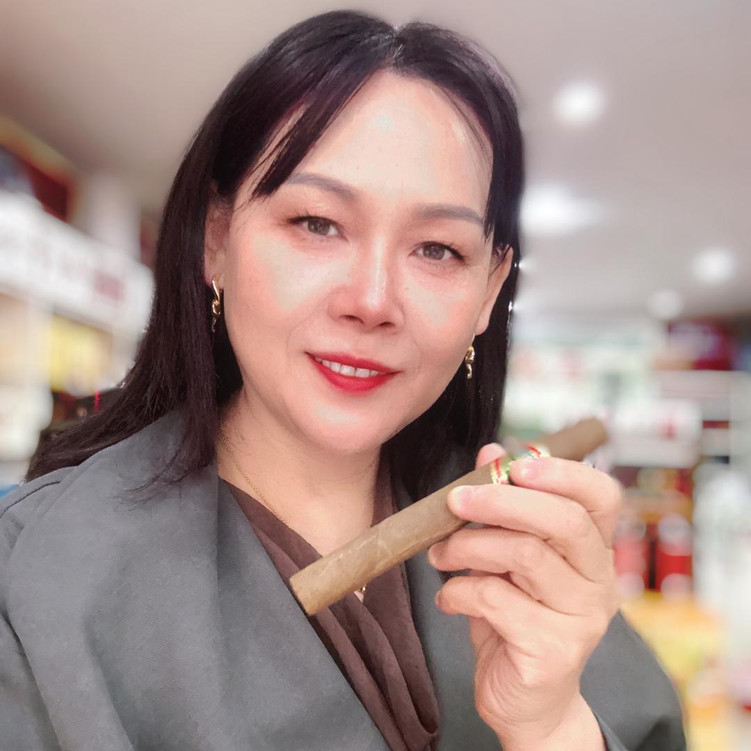 扬州胡姐侍茄师