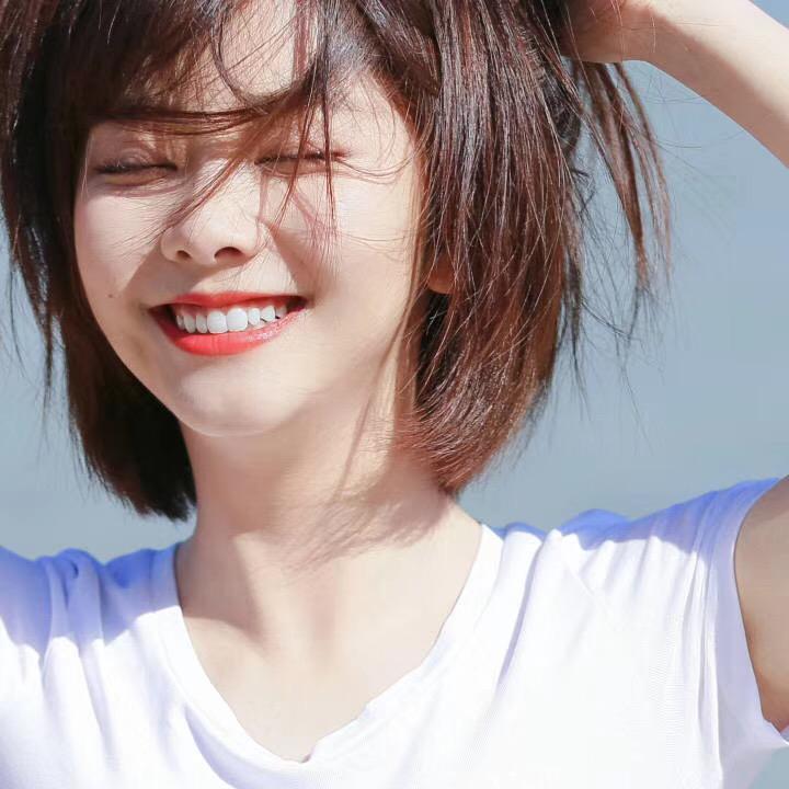 @伍玥