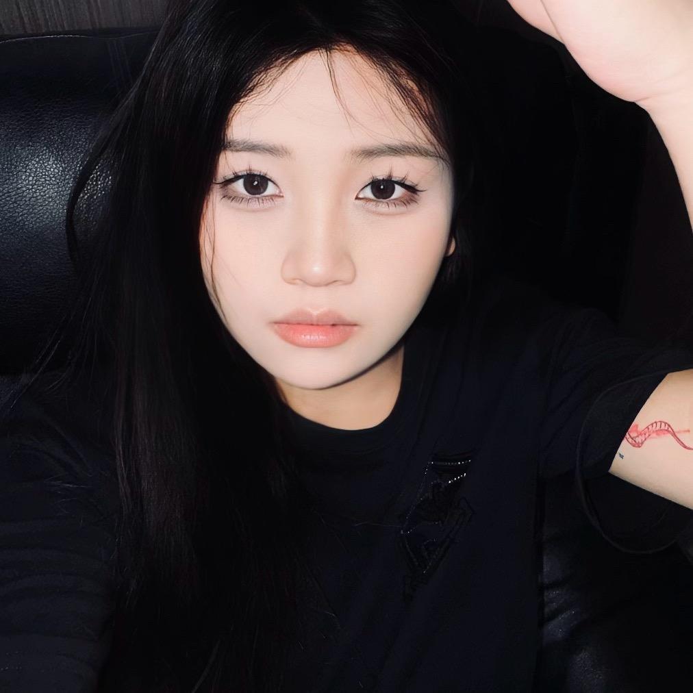 香香.- 🔮