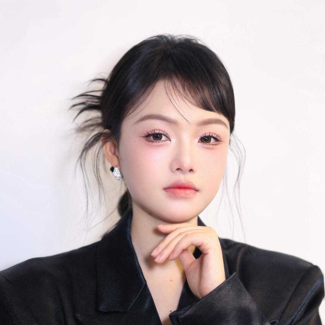 金山化妆师小张
