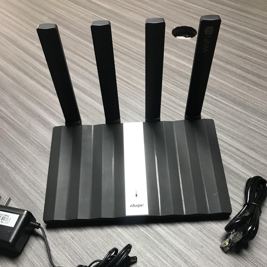 小高精选路由器