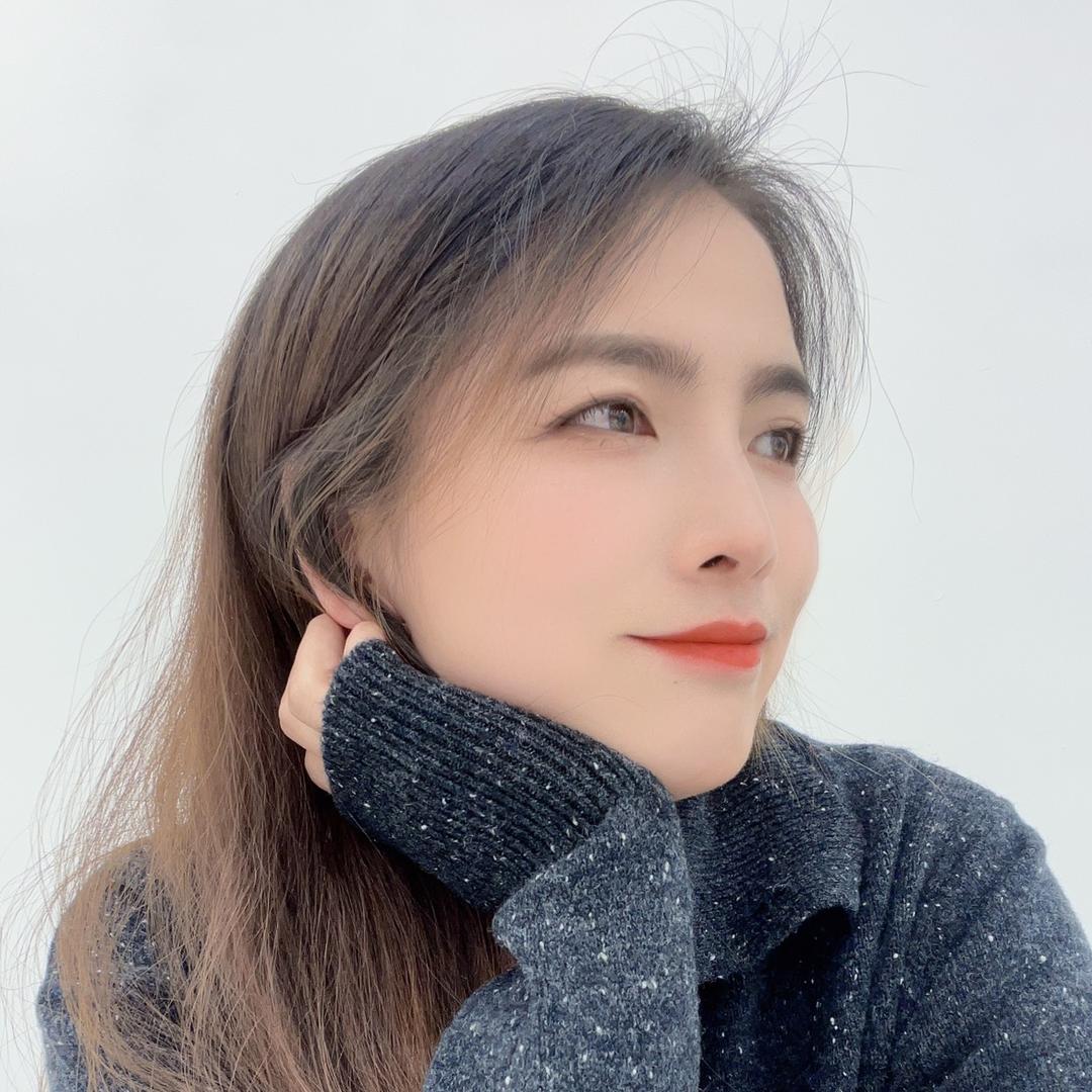 新浦小蛮腰女装实体店