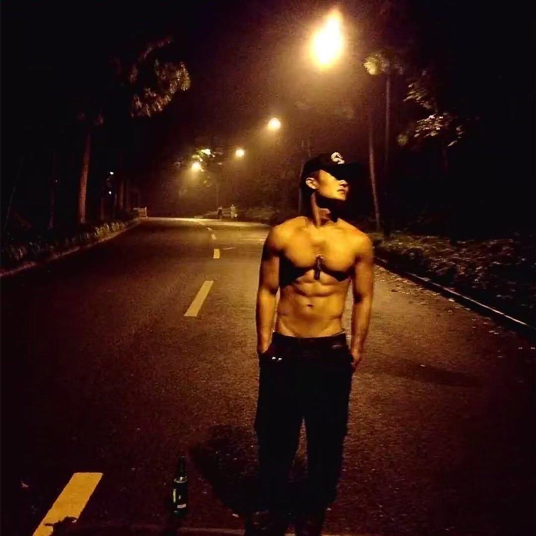 美颜 神秘人🇨🇳🍷