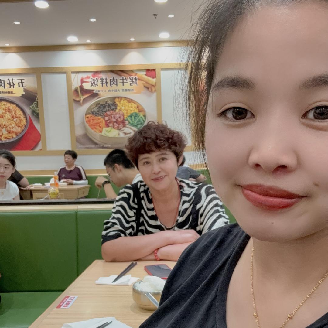 @小卷卷😇