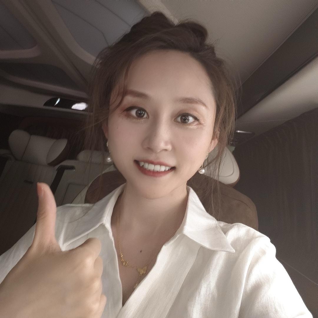 佳佳-沈阳鹏博豪车