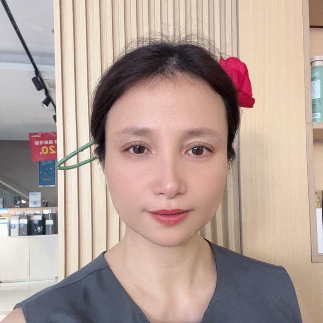 光山卖家电的黄姐