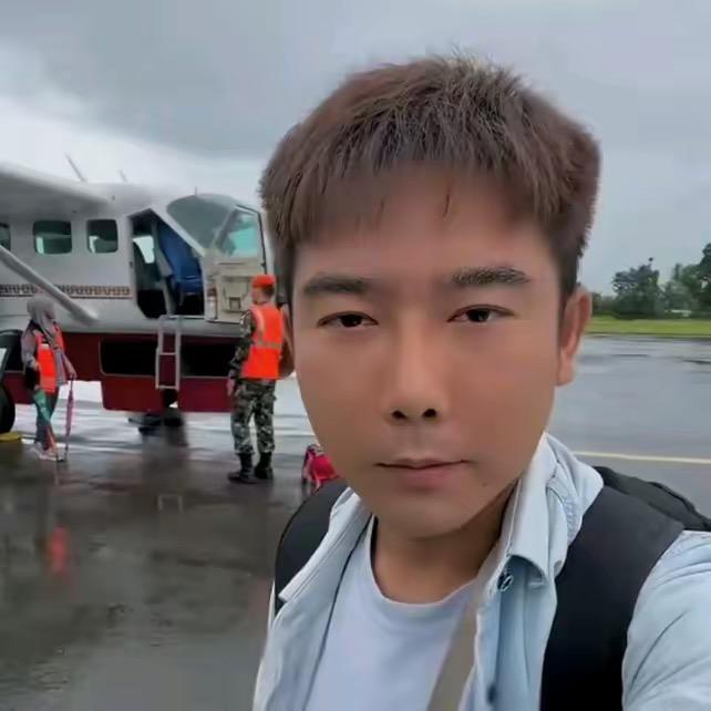 李忆在途中