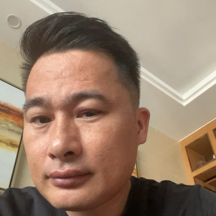 博尔图家具：影视厅功能沙发、极简牛皮沙发