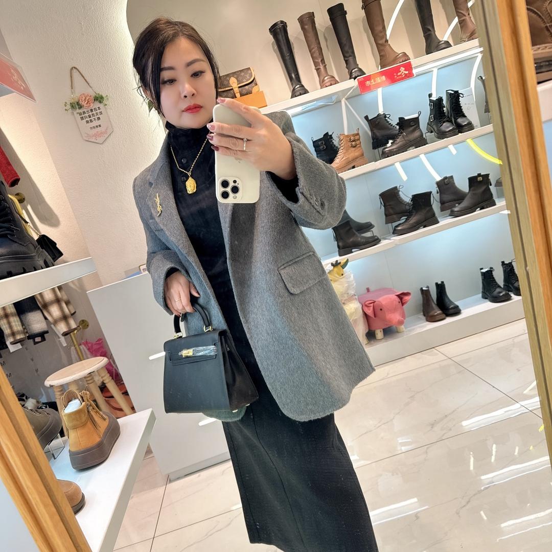 卫红红🌹