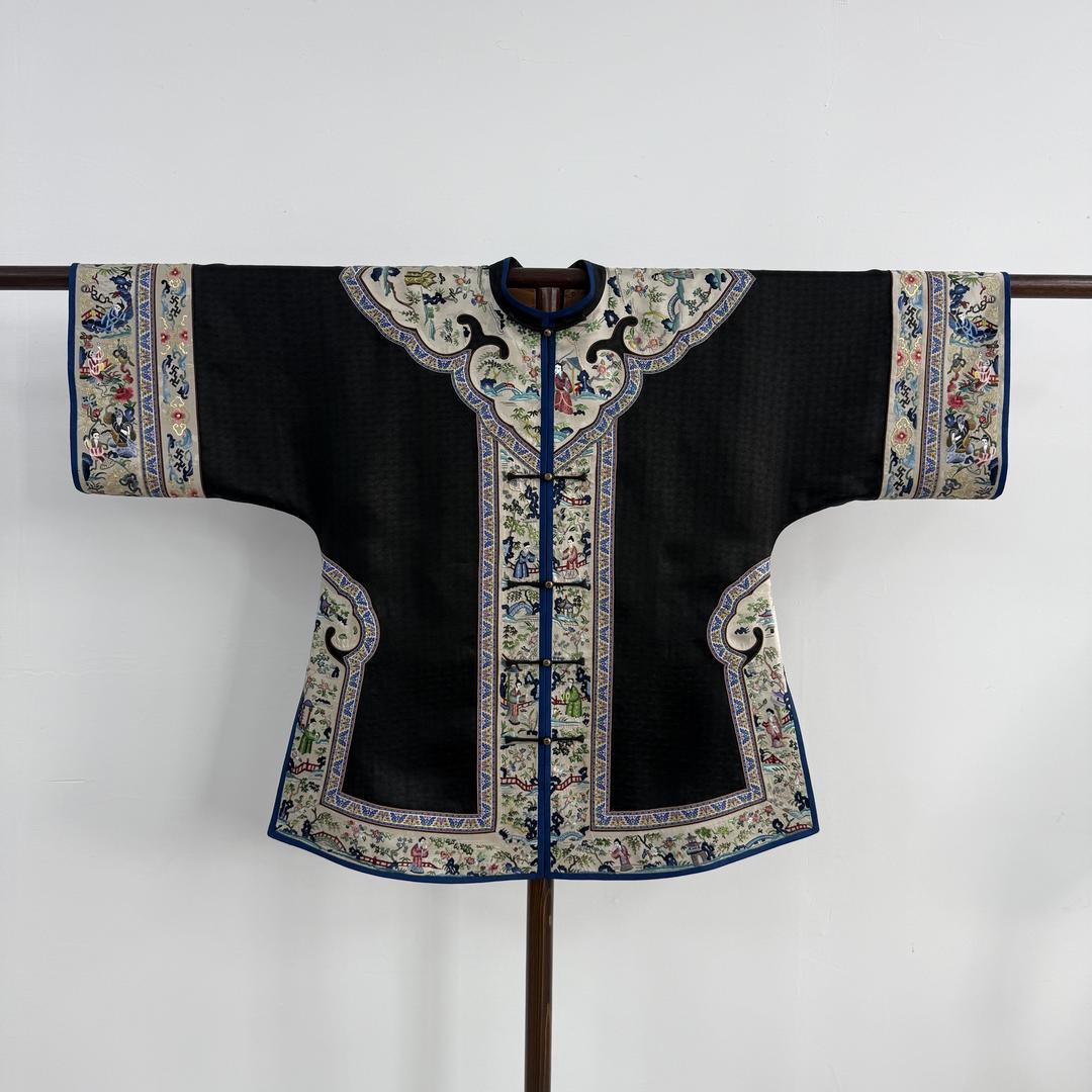 巧然国风新中式女装工厂店