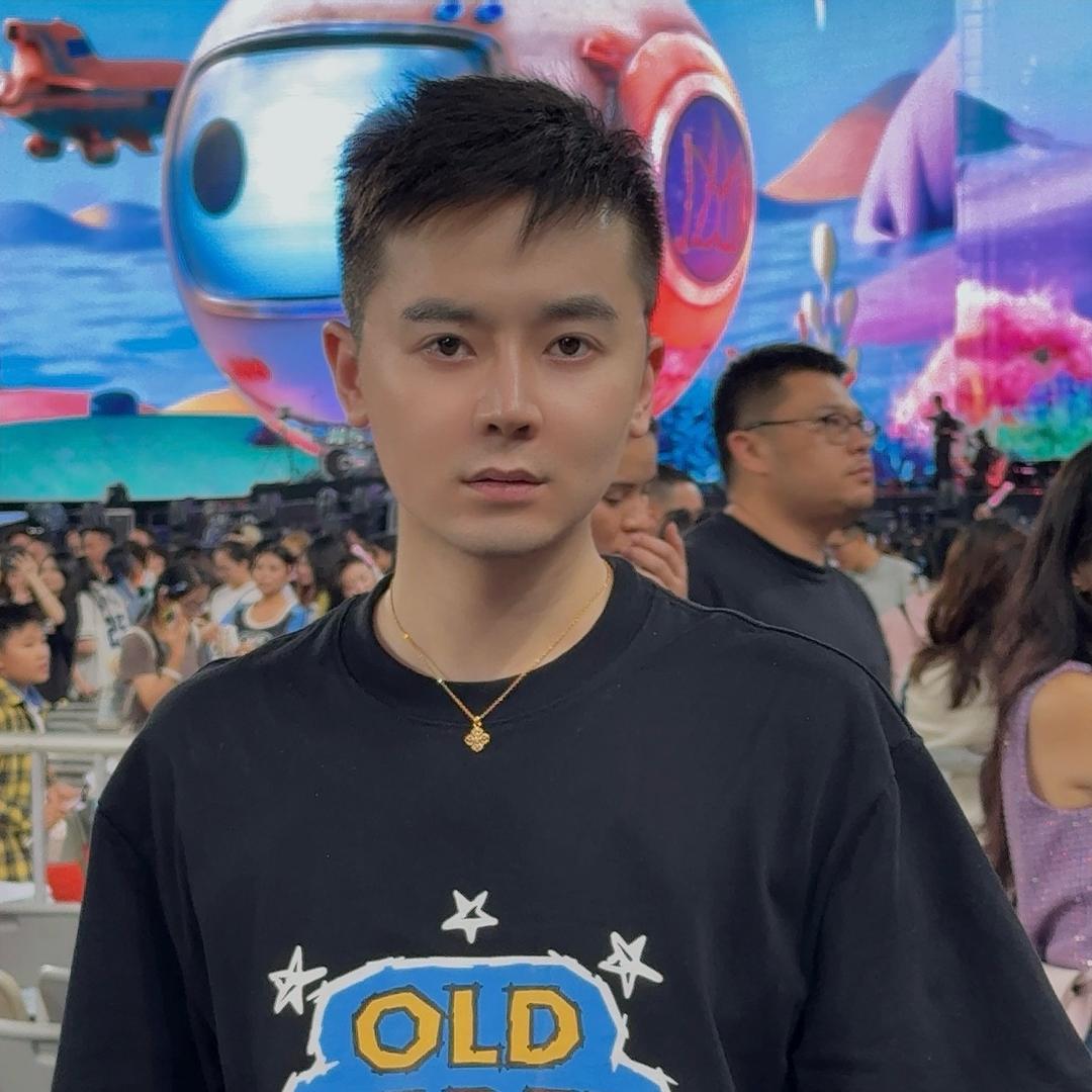 橙子🍊喝橙汁儿
