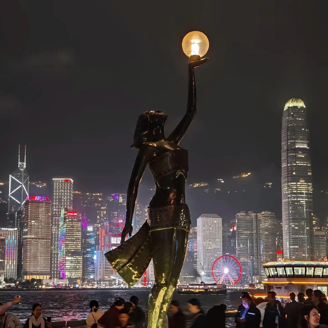 小啊东💃