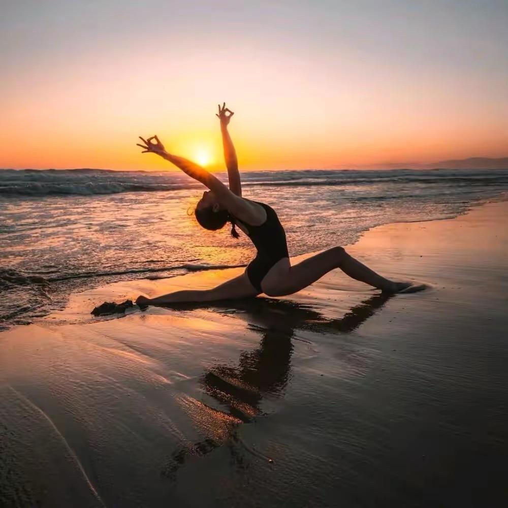 Yoga•静儿