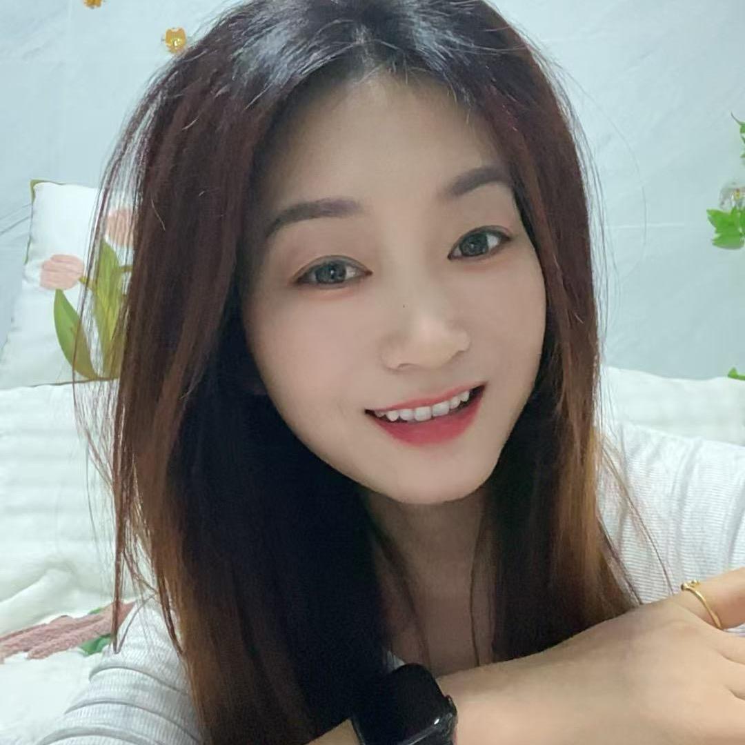 莉莉🌸(学跳舞)