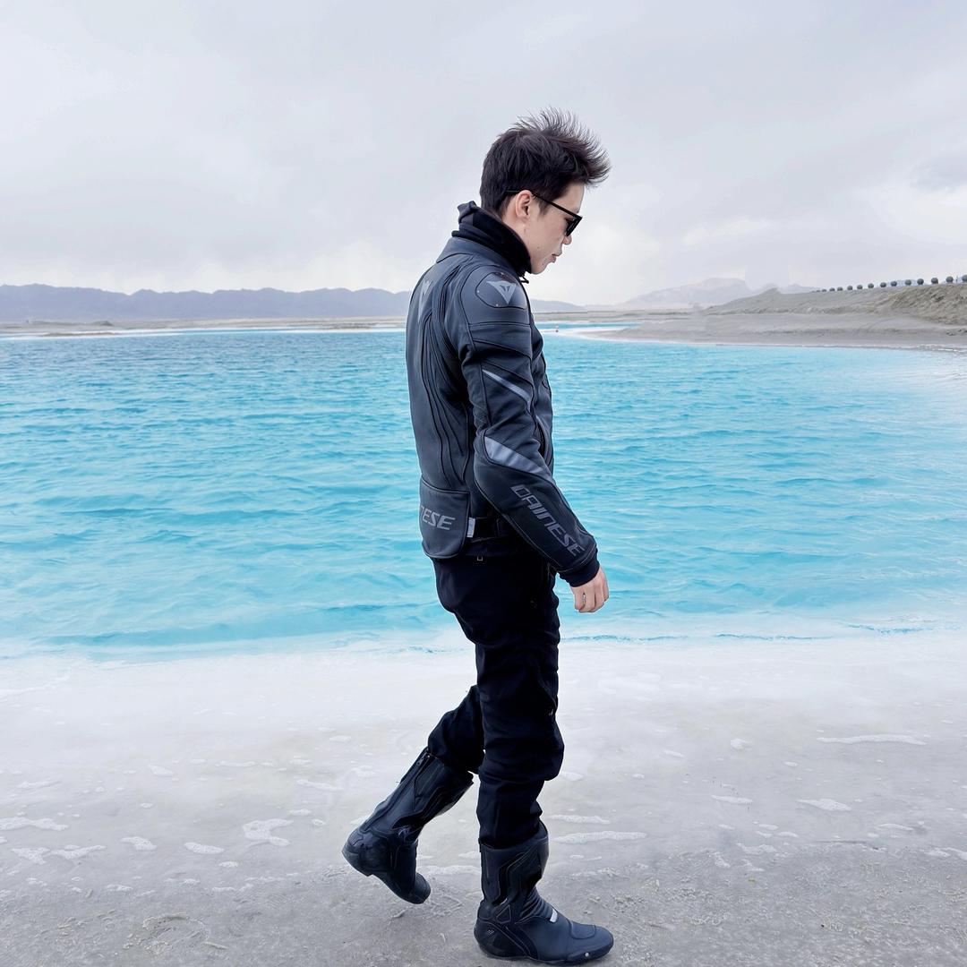 椰总会在逃鸭子