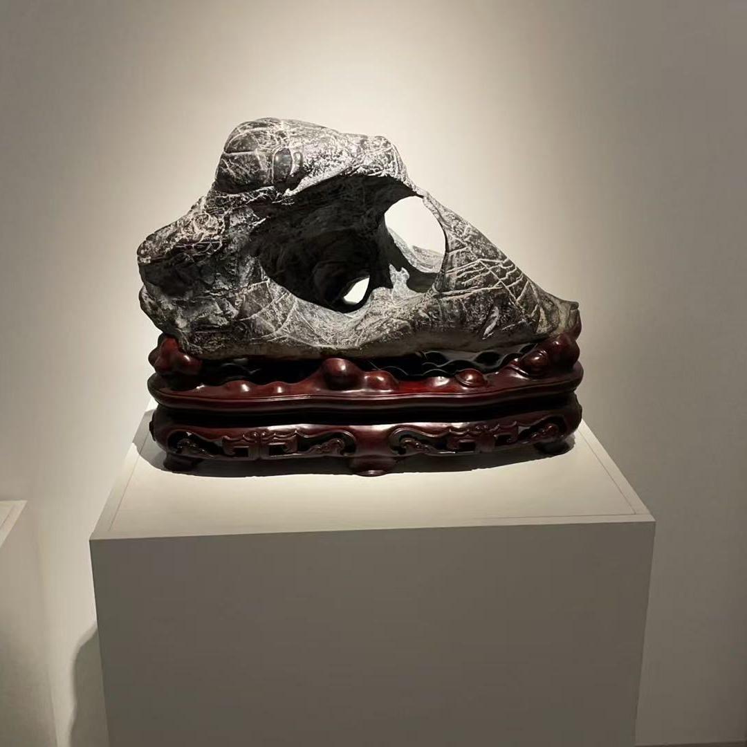 至尊宝石业