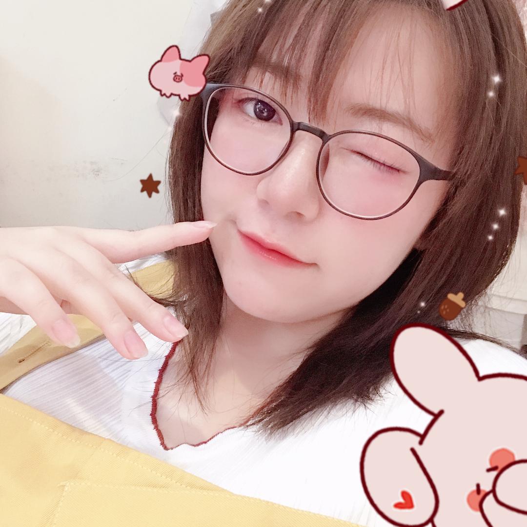 CHEN冰帅哥♾