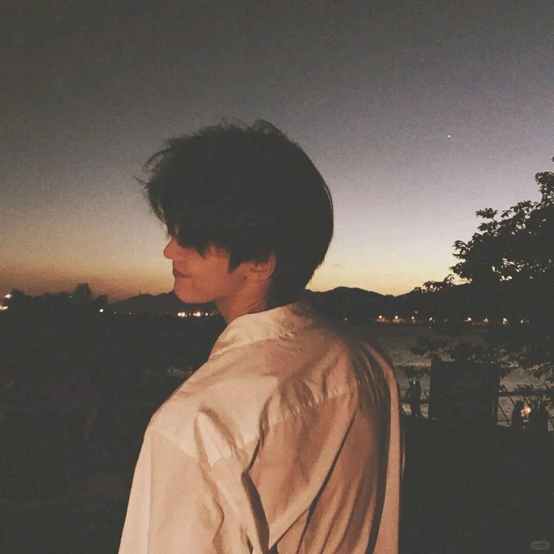 小岛🏝️