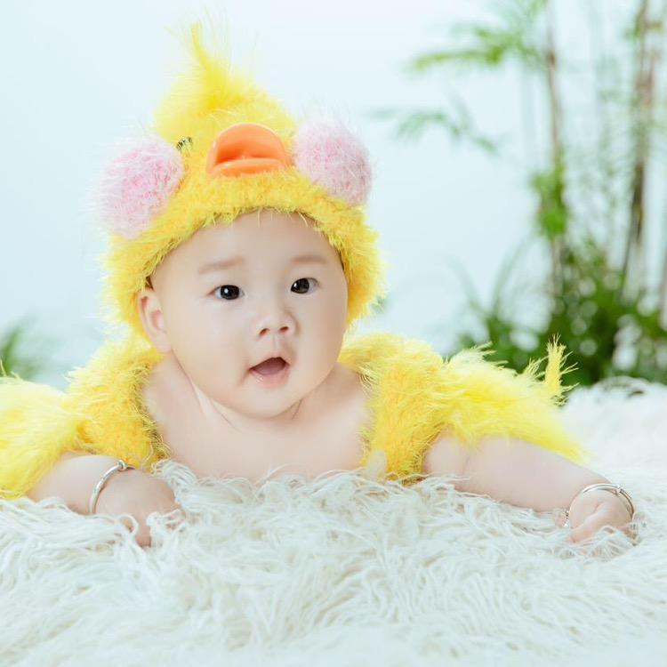 天下谁人不识君