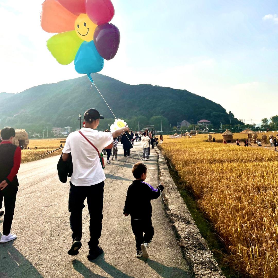 宝爸👨‍👩‍👦