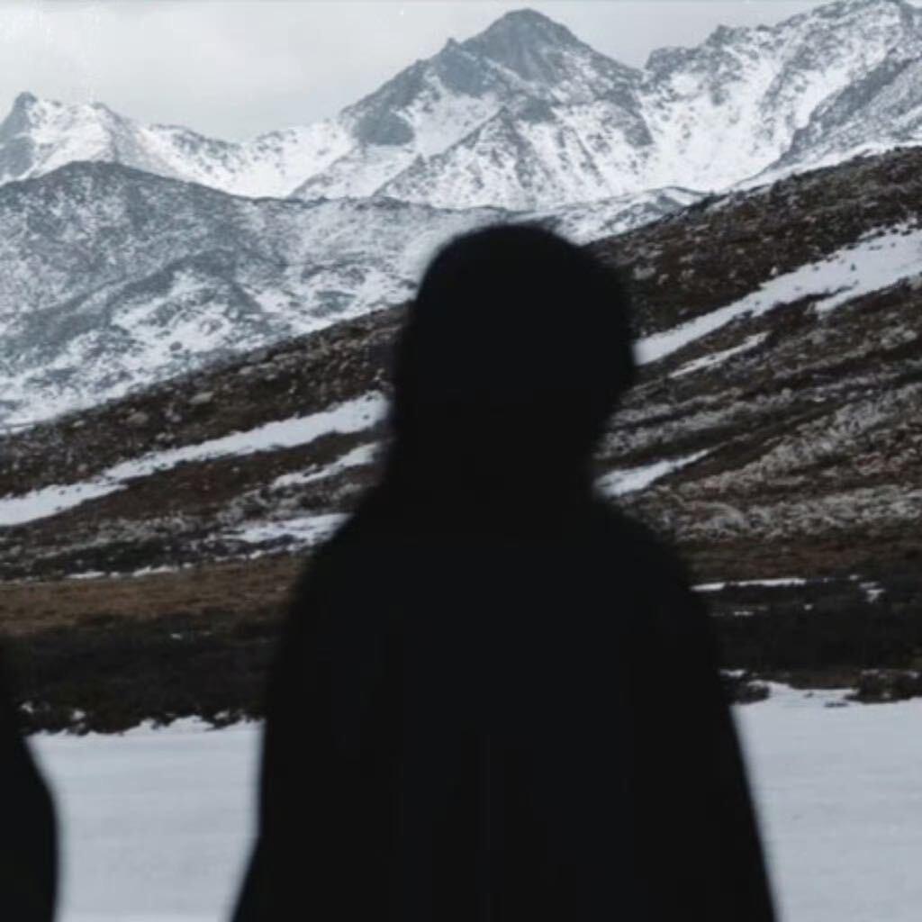 李李不会穿服饰