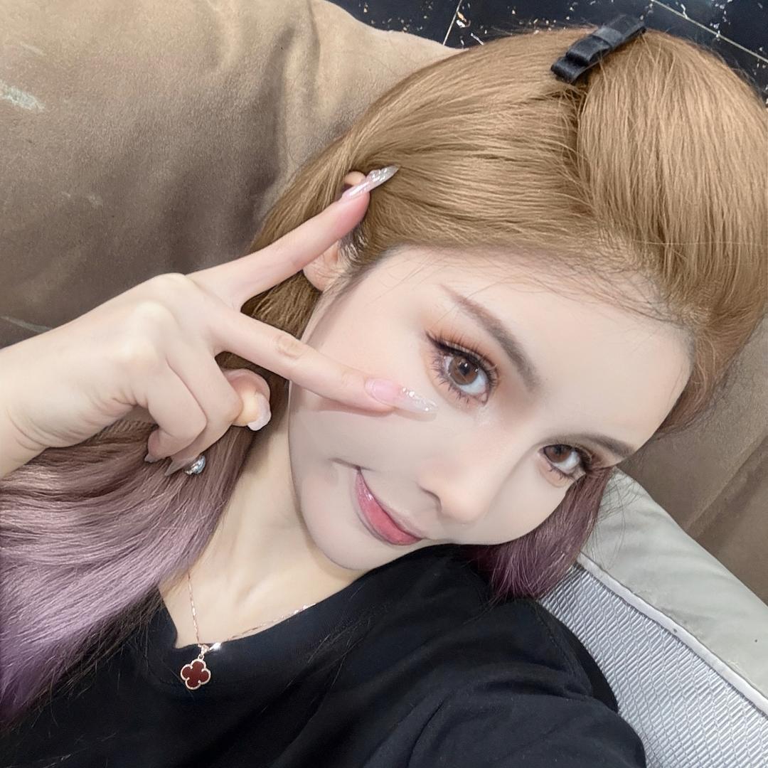 一只猫🐱💃