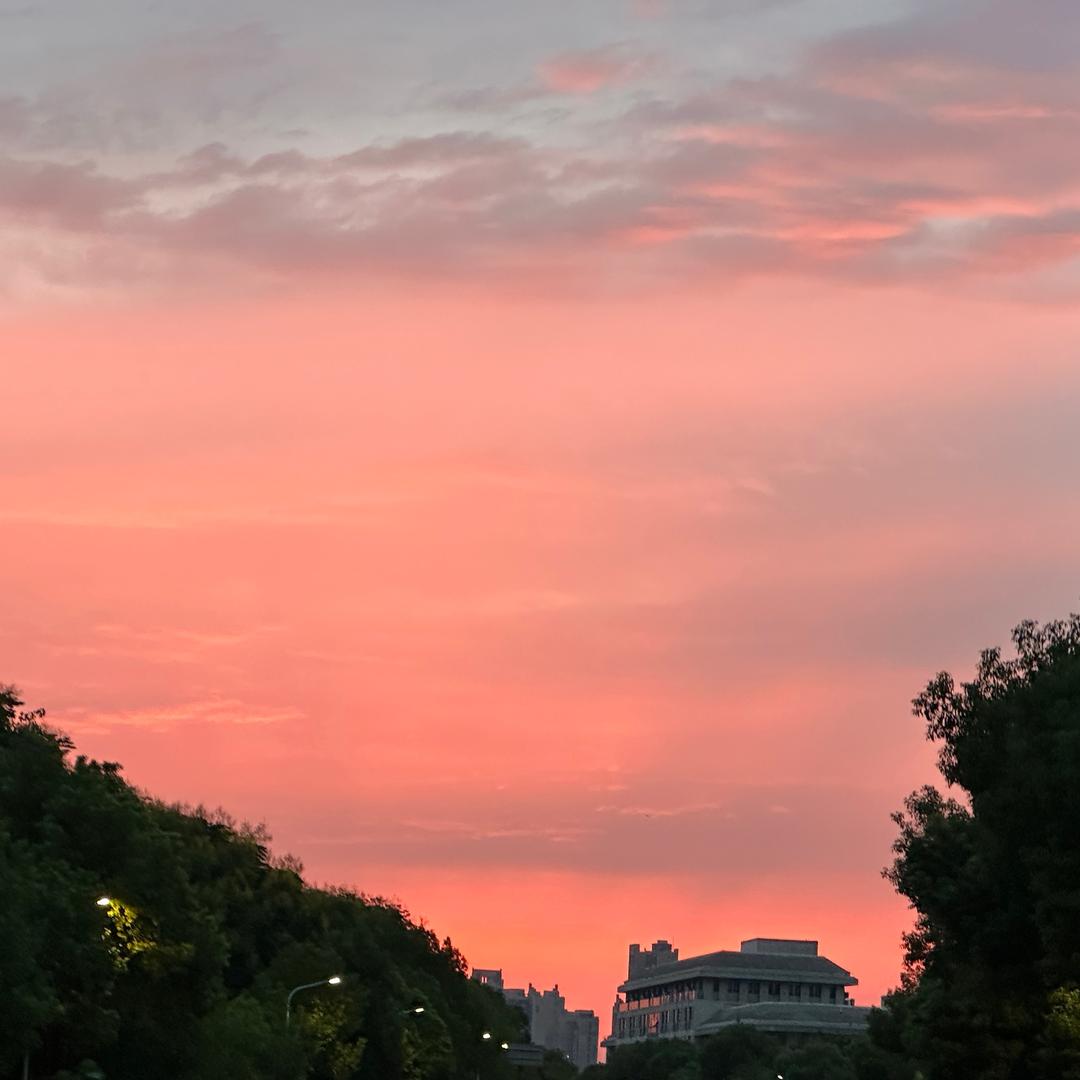 教日语的小王老师