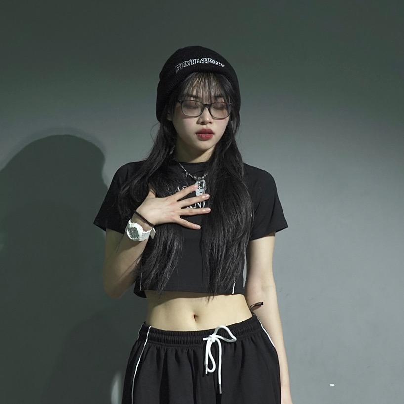 嘻哈盒子💃柒柒【学舞私信🖤】