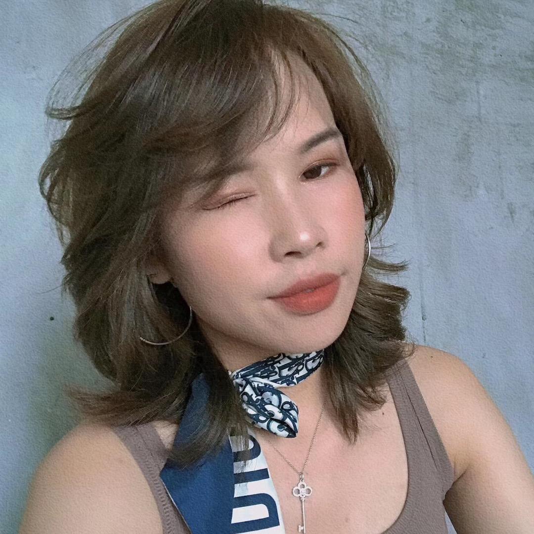 十堰 女发型师  娟子