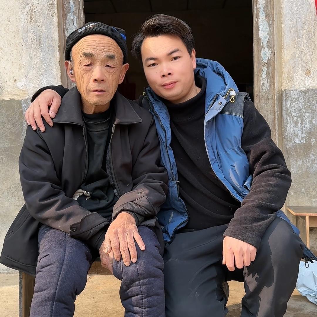 小飞和舅舅的生活