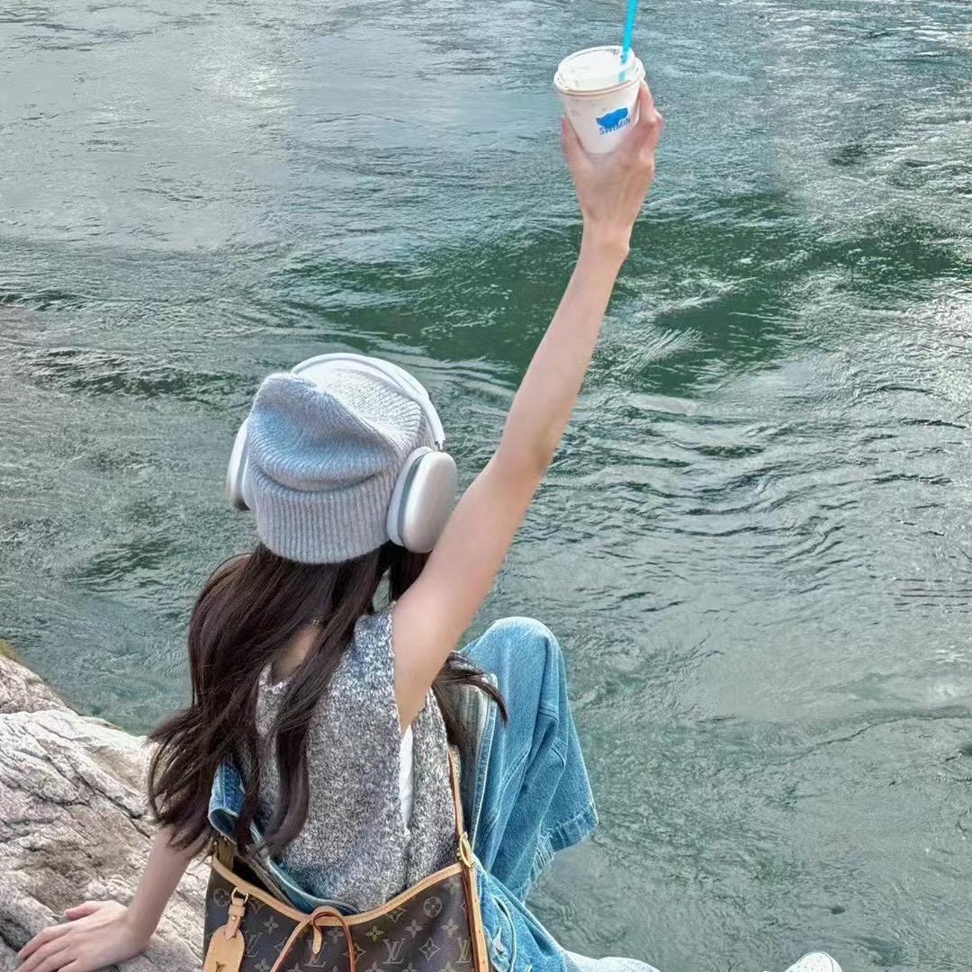 奥特曼逆流而上