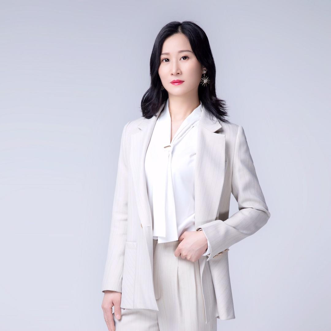 燕子为爱前行