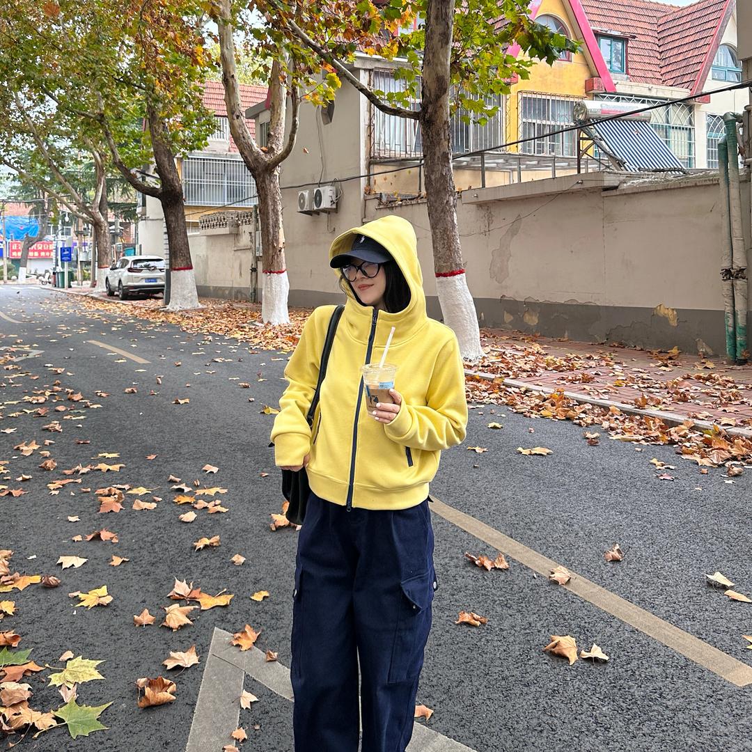 依之虞女装