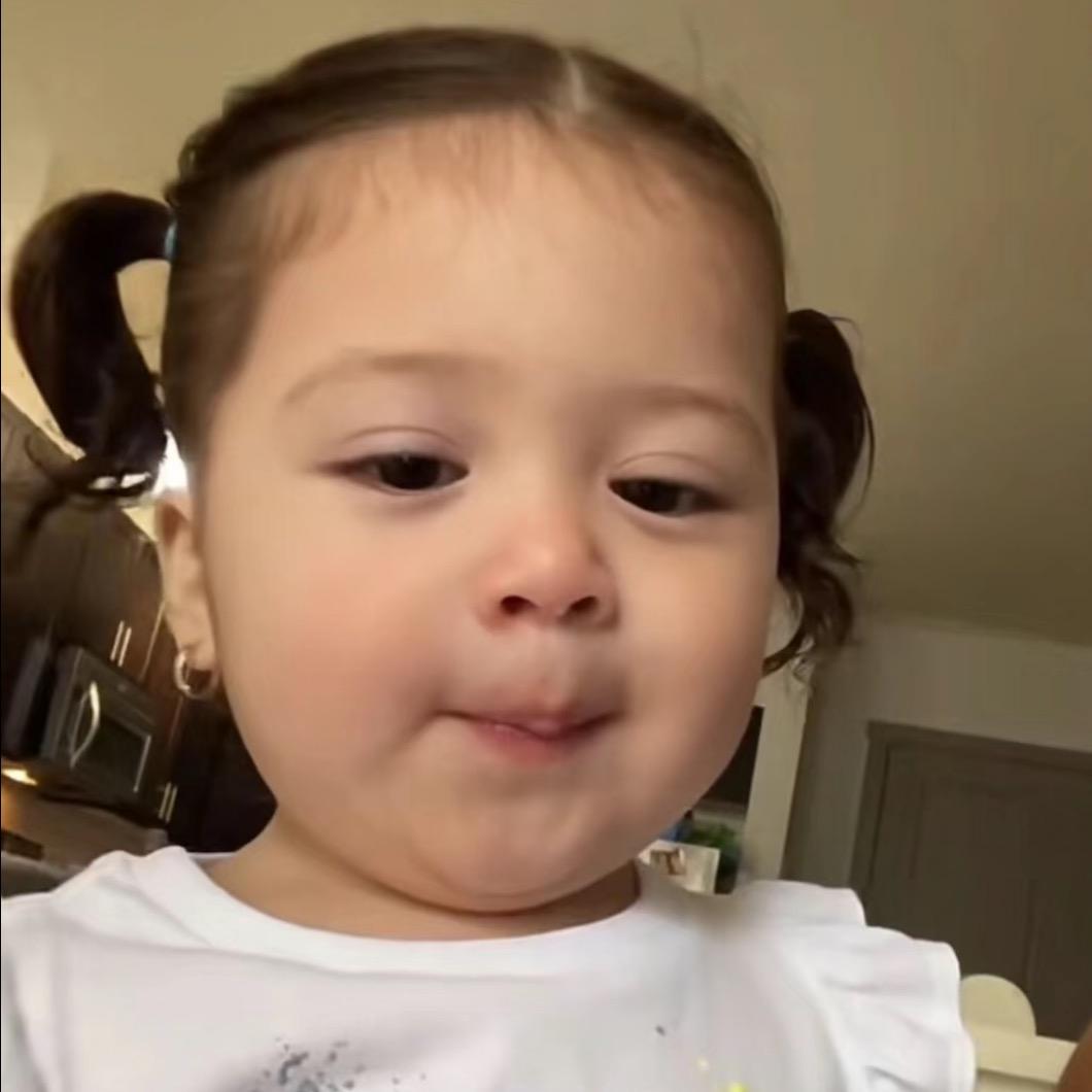 小芽吃馒头了没