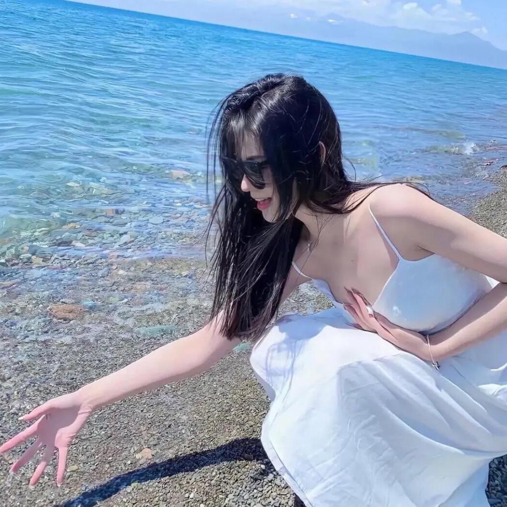 小何百货