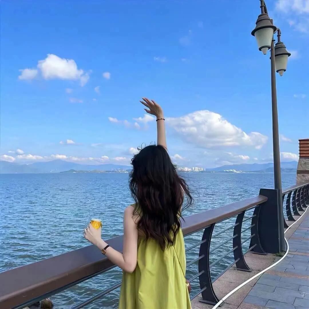 云晚绵绵☁️