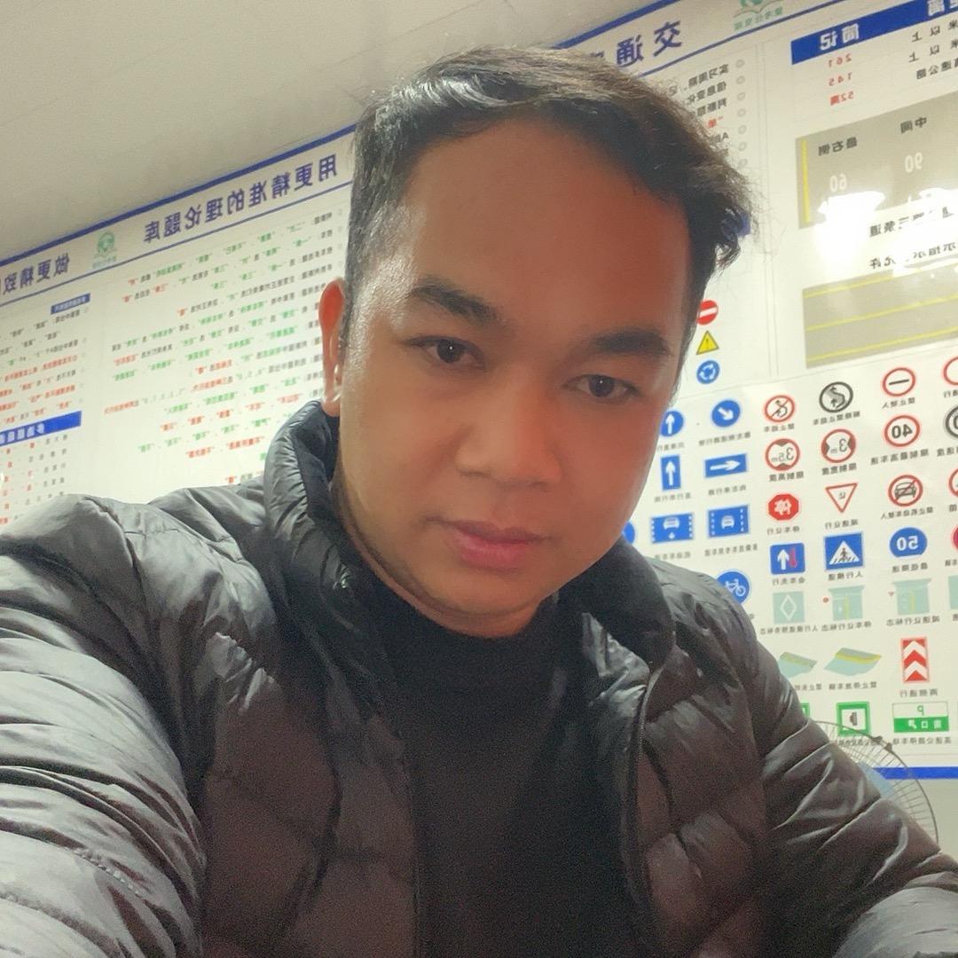 巴马快速学车黄校长