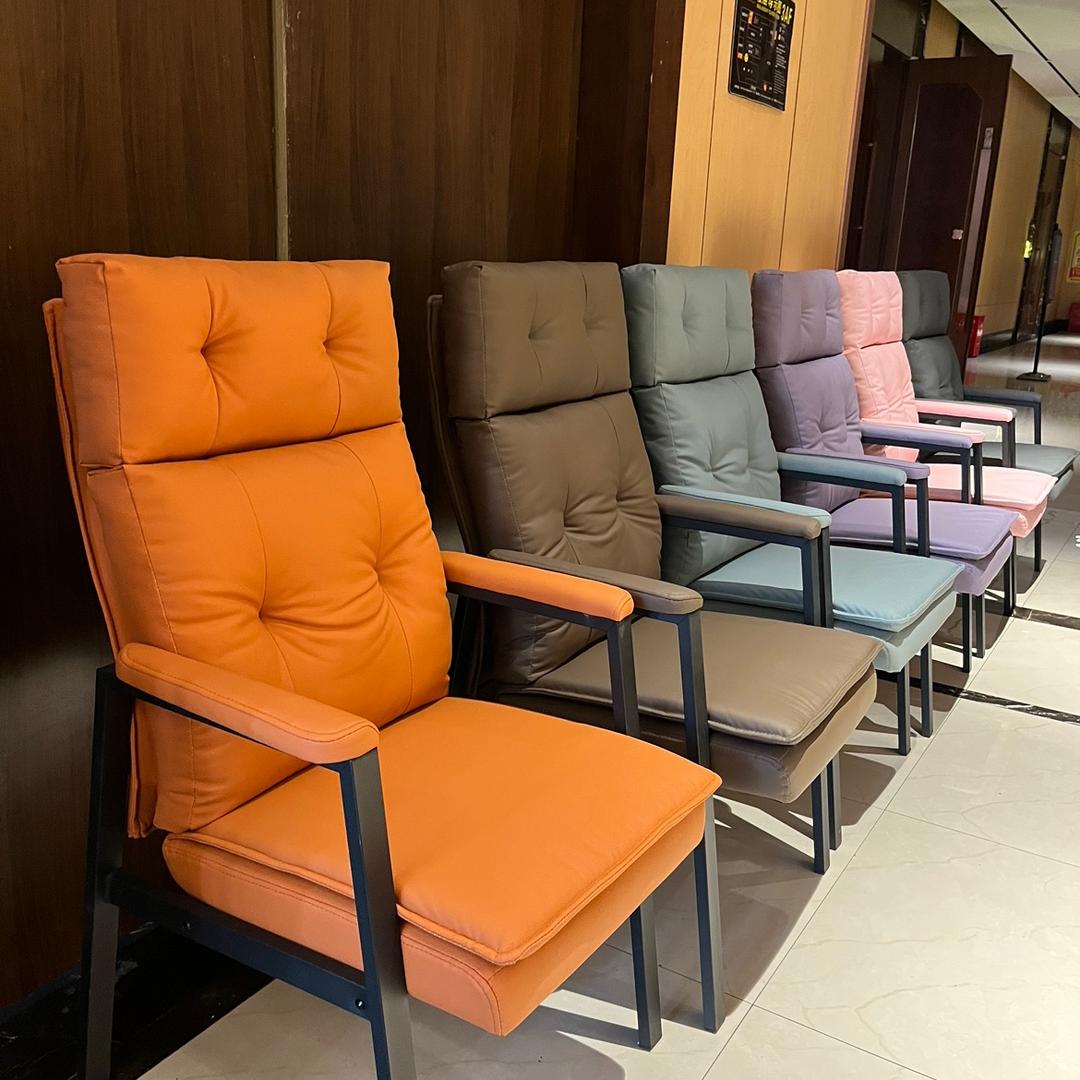 武汉广盛棋牌椅👨‍✈️