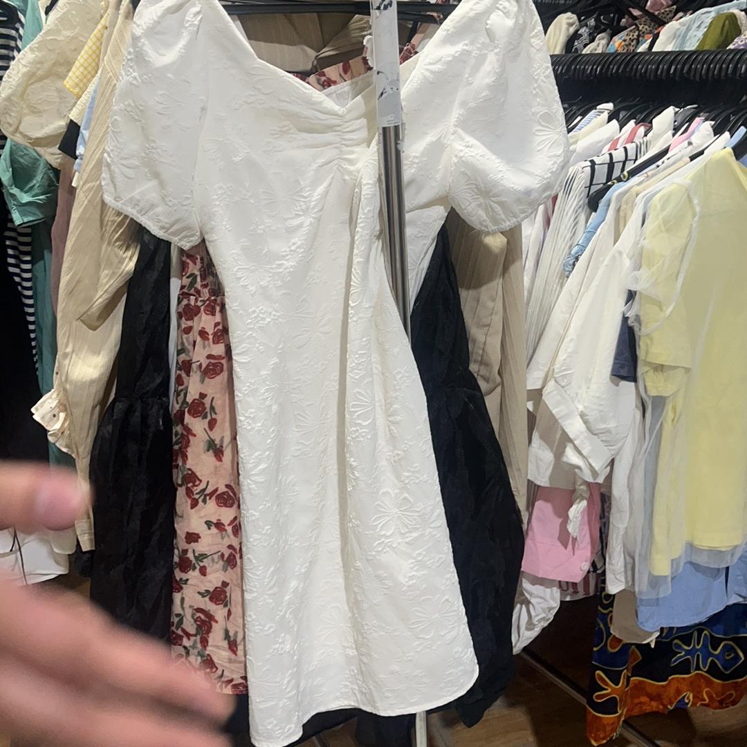 叮点服饰甄选