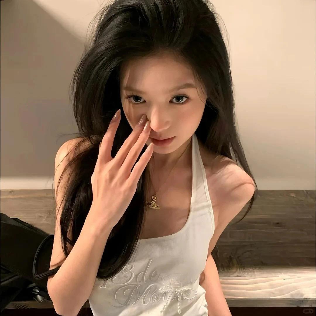 美女的心乱₇₈糟.