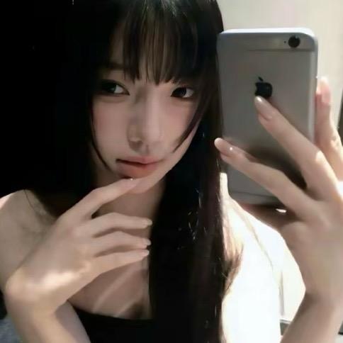 小美美眉（社恐版）