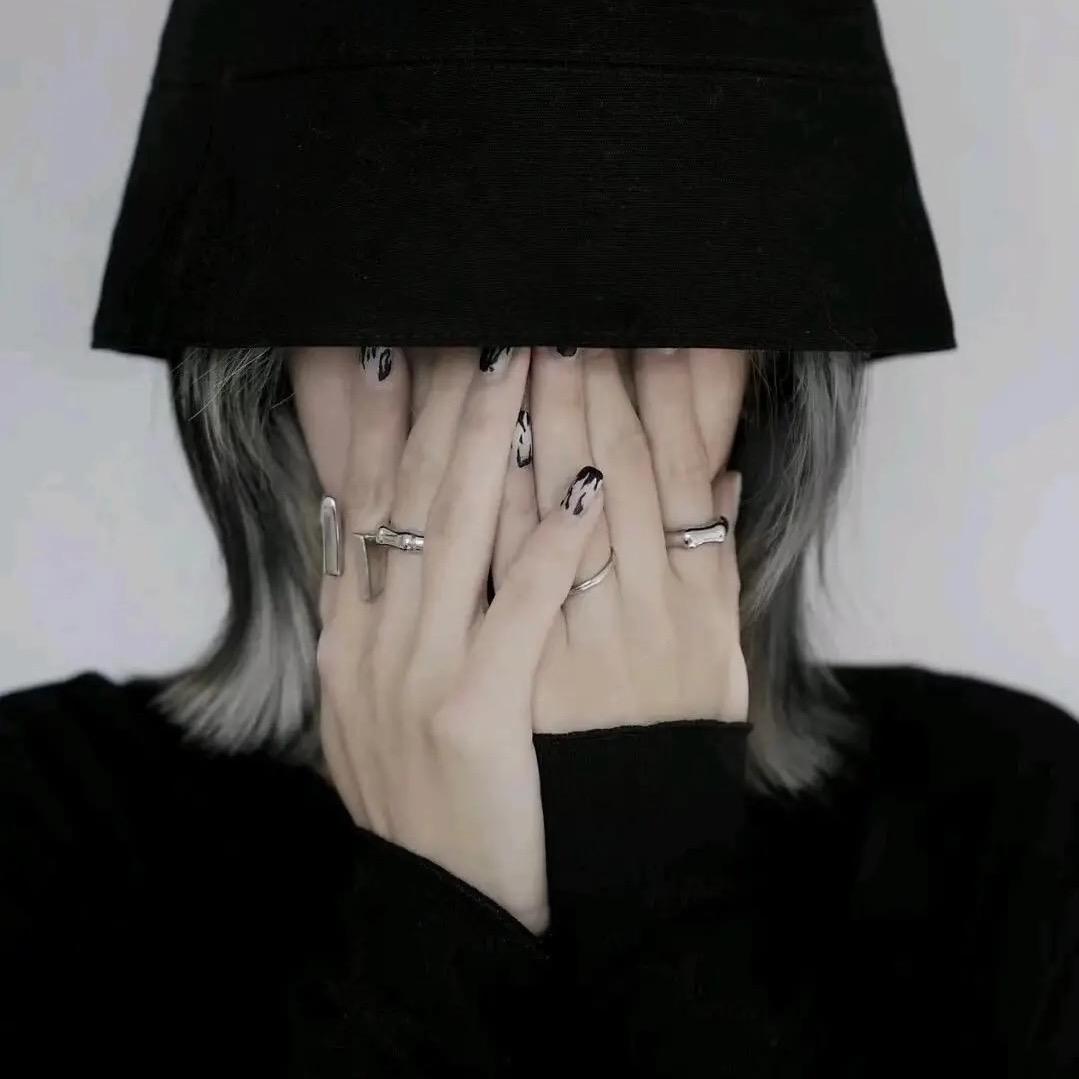 QUEEN