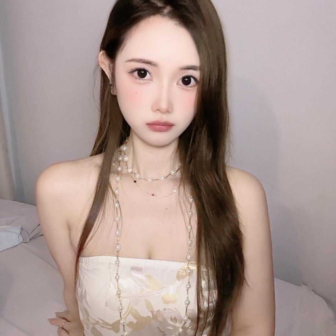 琳宝.